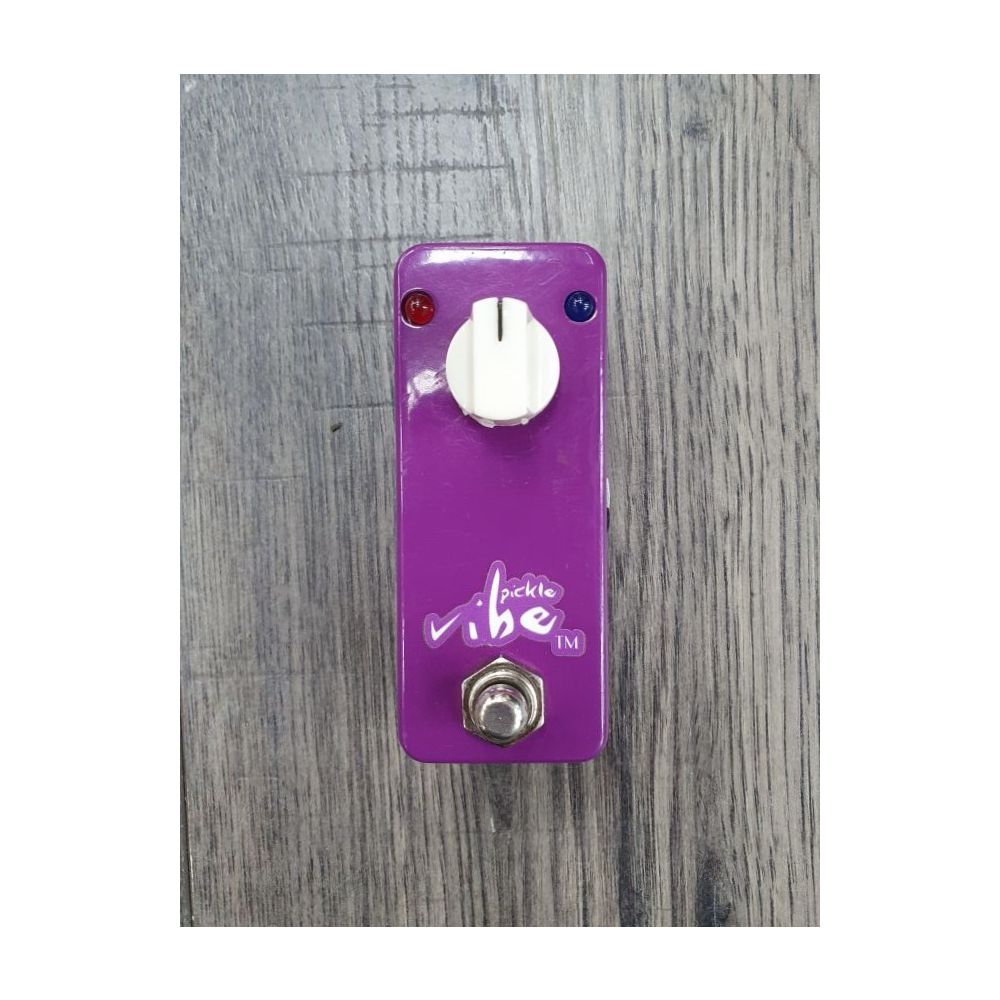 Pre-Owned Lovepedal Pickle Vibe PMT Online