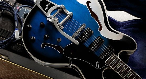 Bigsby Bobcat S66 Guitar Sapphire Blue w/ Bigsby NEW inc Hardcase 